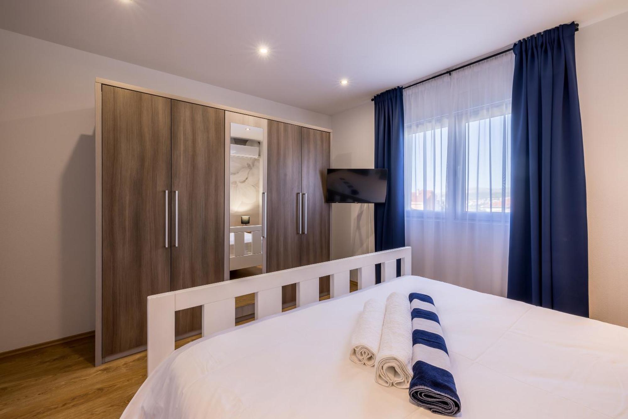 Sun Castle Holiday House Babic Kaštel Stari Zewnętrze zdjęcie