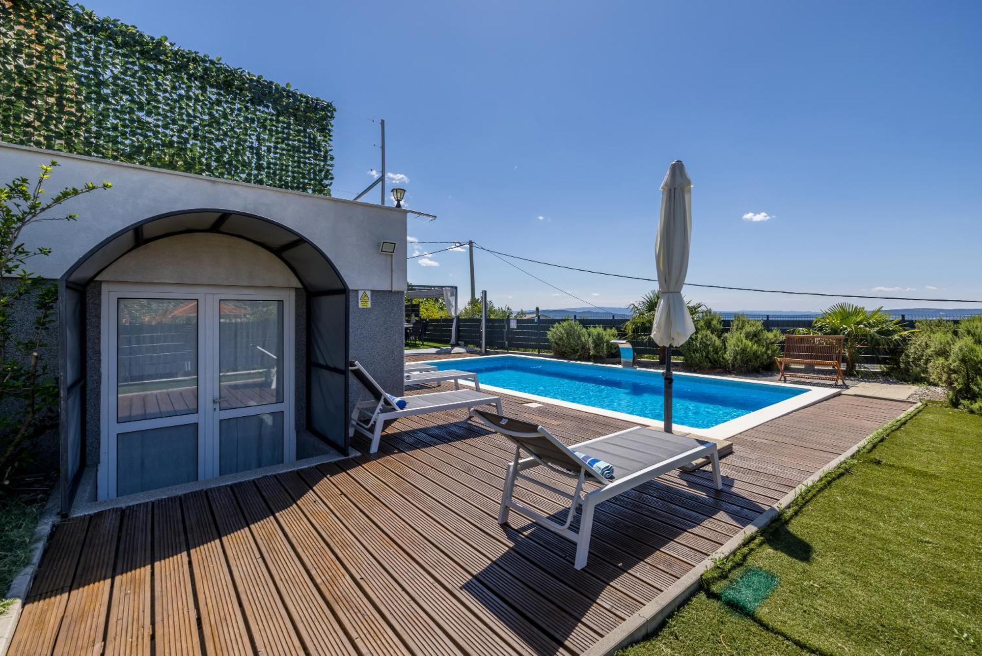 Sun Castle Holiday House Babic Kaštel Stari Zewnętrze zdjęcie
