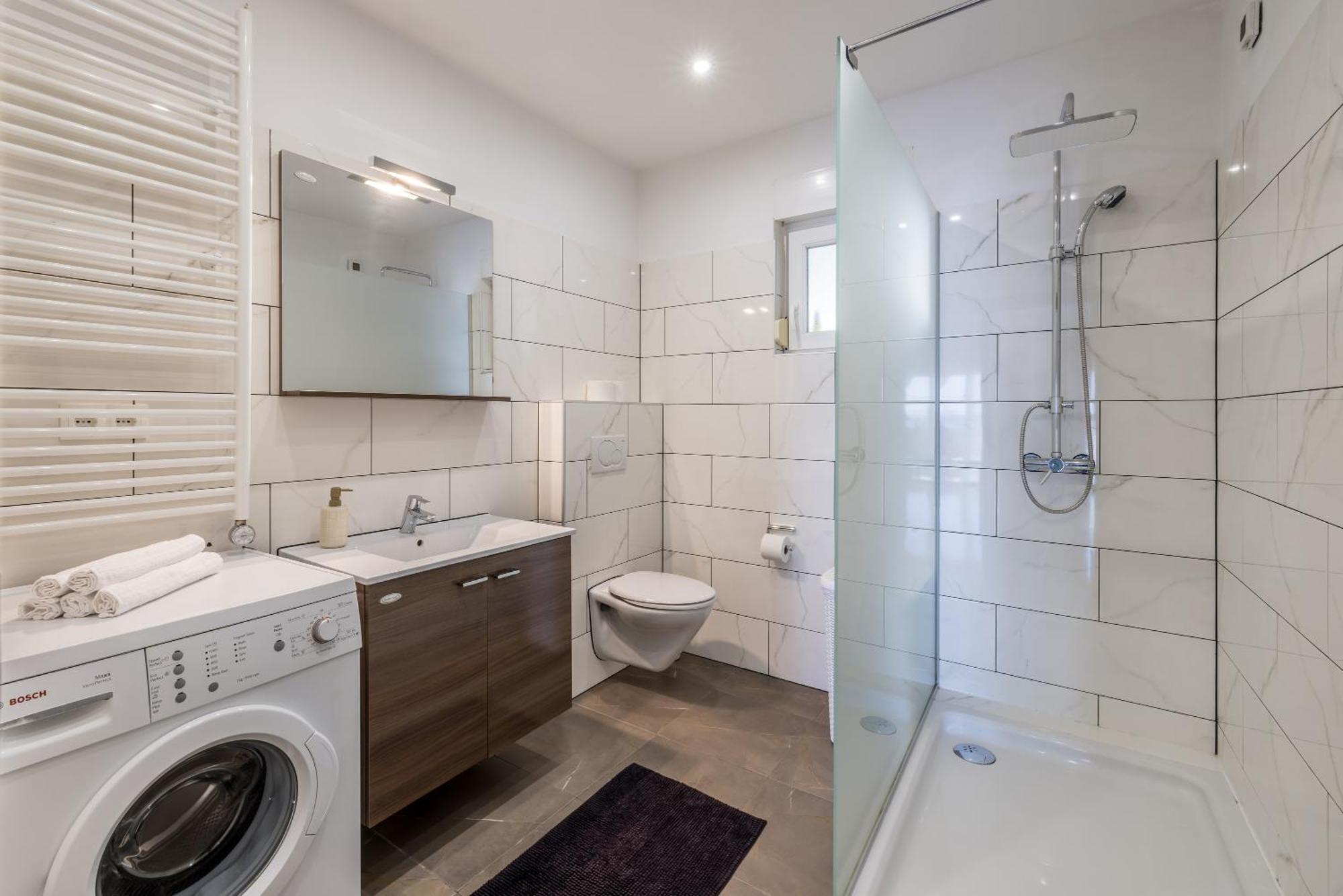 Sun Castle Holiday House Babic Kaštel Stari Zewnętrze zdjęcie